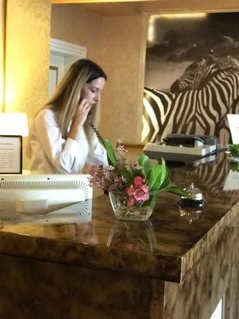 Imagen general del Hotel Deluxe, Tirana. Foto 3