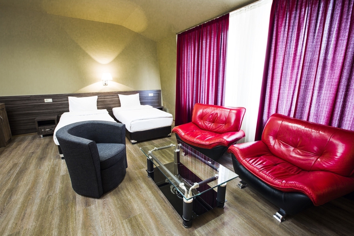 Imagen de la habitación del Hotel Deluxe Yerevan. Foto 10