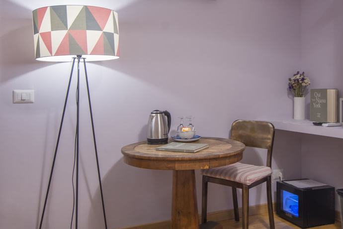 Imagen de la habitación del Hotel Dem. Foto 2