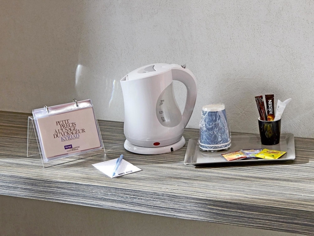 Imagen de la habitación del Hotel Demain and Conciergerie. Foto 12