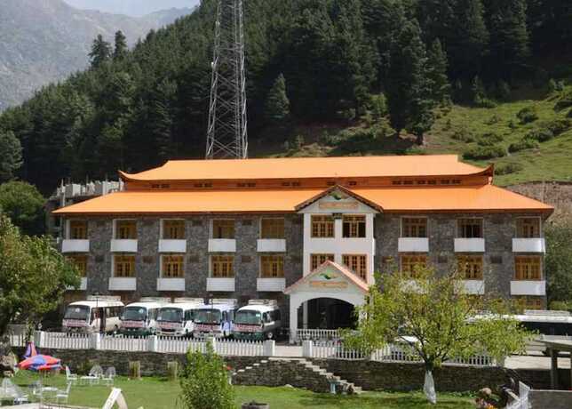 Imagen general del Hotel Demanchi Naran. Foto 4