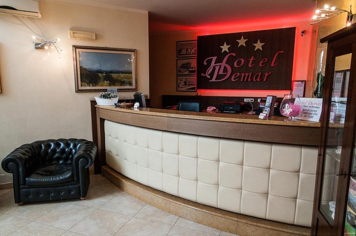 Imagen de los interiores del Hotel Demar. Foto 20