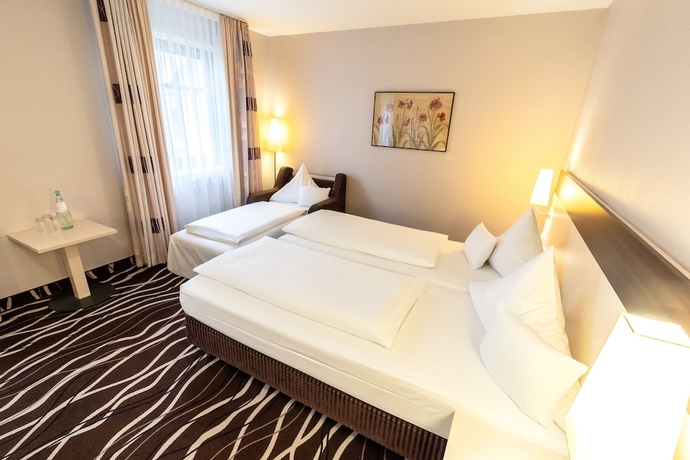 Imagen de la habitación del Hotel Demas Garni. Foto 9