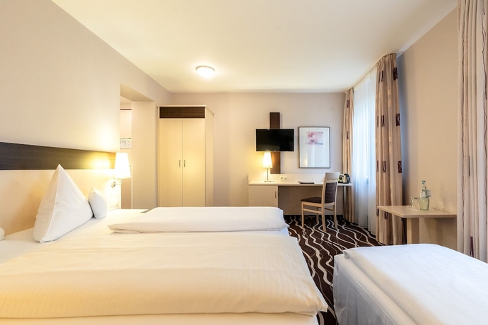 Imagen de la habitación del Hotel Demas Garni. Foto 15