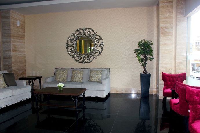 Imagen de los interiores del Hotel Demelia. Foto 16