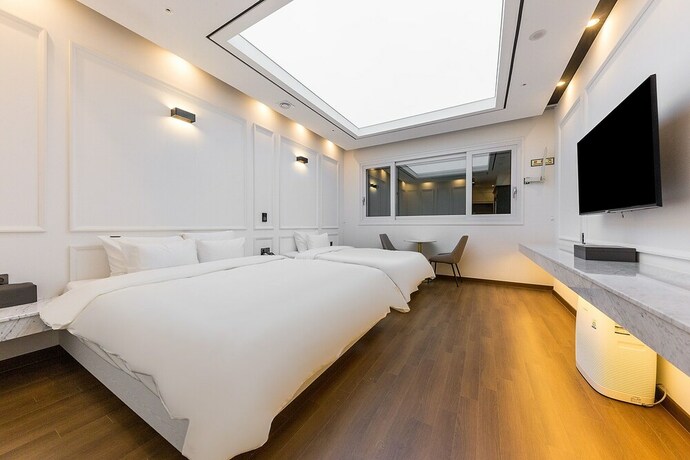 Imagen de la habitación del Hotel Demer. Foto 23