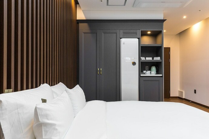 Imagen de la habitación del Hotel Demer. Foto 24