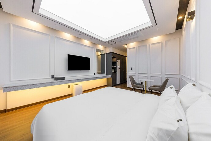 Imagen de la habitación del Hotel Demer. Foto 39