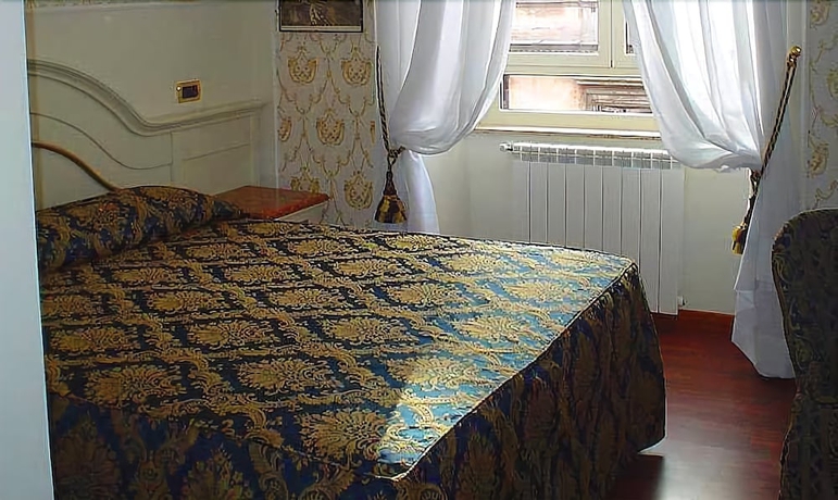 Imagen de la habitación del Hotel Demetra Capitolina. Foto 12