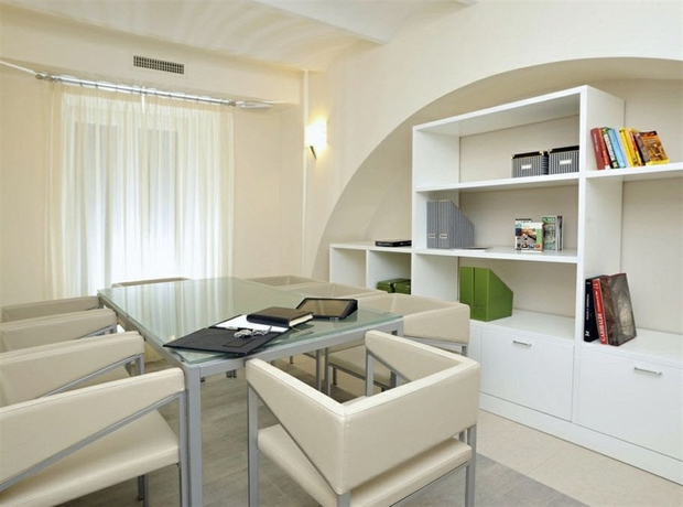 Imagen de los interiores del Hotel Demetra. Foto 14