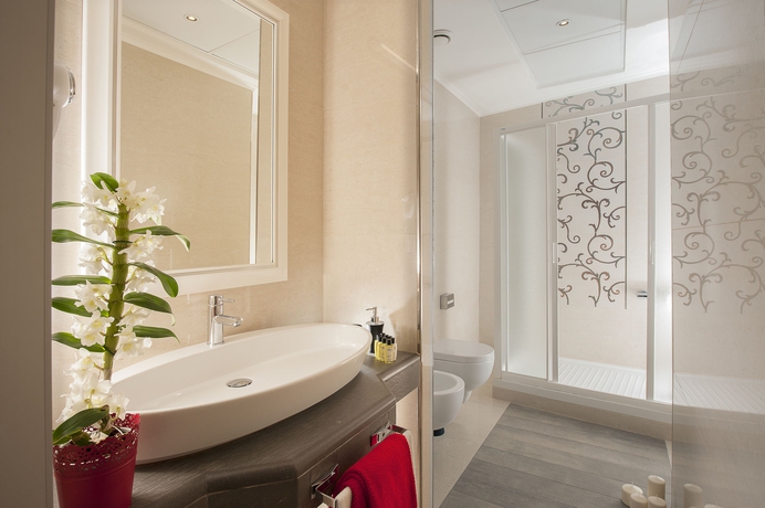 Imagen de la habitación del Hotel Demetra. Foto 12