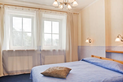 Imagen de la habitación del Hotel Demians. Foto 3