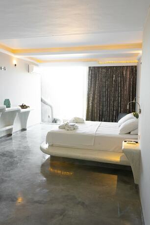 Imagen general del Hotel Demilmar Luxury Suites. Foto 8