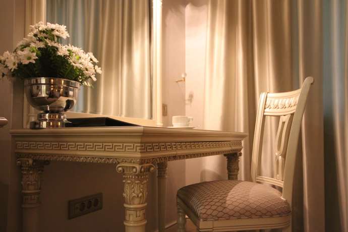 Imagen de la habitación del Hotel Demir. Foto 3