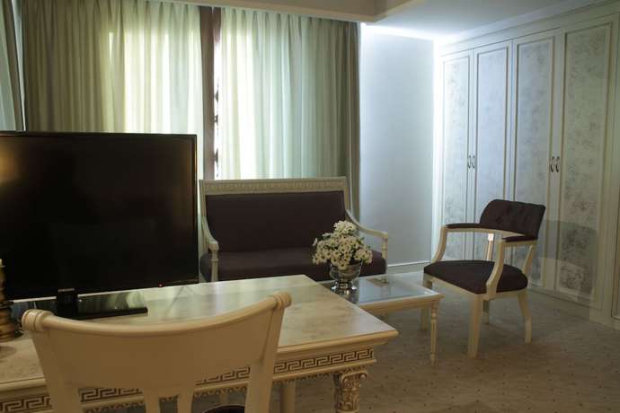 Imagen de la habitación del Hotel Demir. Foto 5