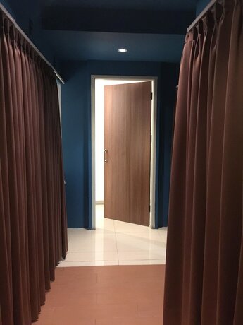 Imagen de la habitación del Hotel Demira. Foto 13