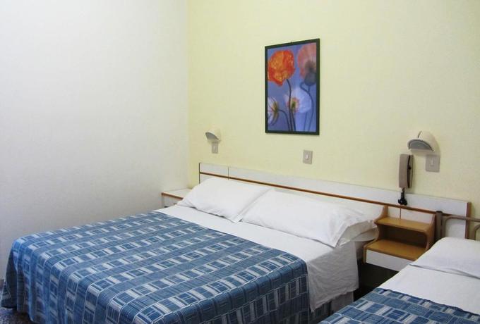 Imagen de la habitación del Hotel Demo Design Emotion. Foto 2