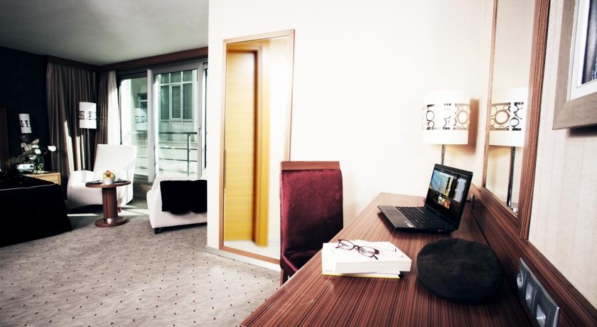 Imagen de la habitación del Hotel Demora. Foto 5