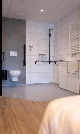 Imagen de la habitación del Hotel Den Briel. Foto 16
