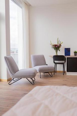 Imagen de la habitación del Hotel Den Briel. Foto 19