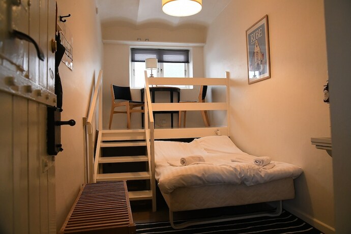 Imagen de la habitación del Hotel Den Gamle Arrest. Foto 15