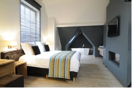 Imagen de la habitación del Hotel Den Hof. Foto 13