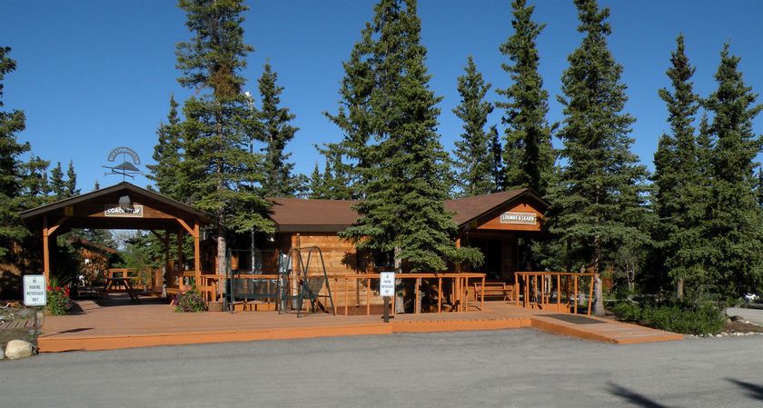 Imagen de los exteriores del Hotel Denali Cabins. Foto 5