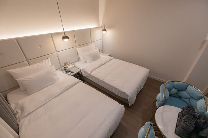 Imagen de la habitación del Hotel Denbasta heritage. Foto 9