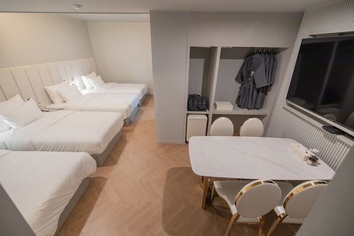 Imagen de la habitación del Hotel Denbasta heritage. Foto 16