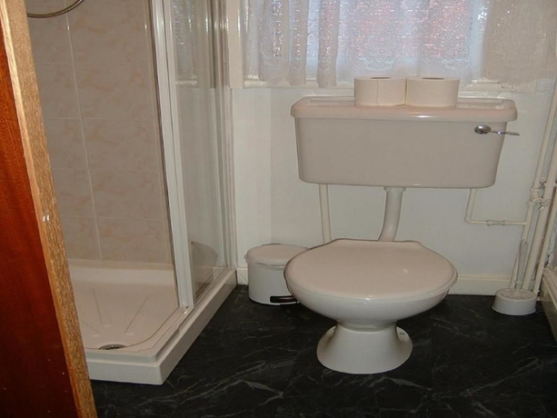 Imagen de la habitación del Hotel Deneside Guest House. Foto 5