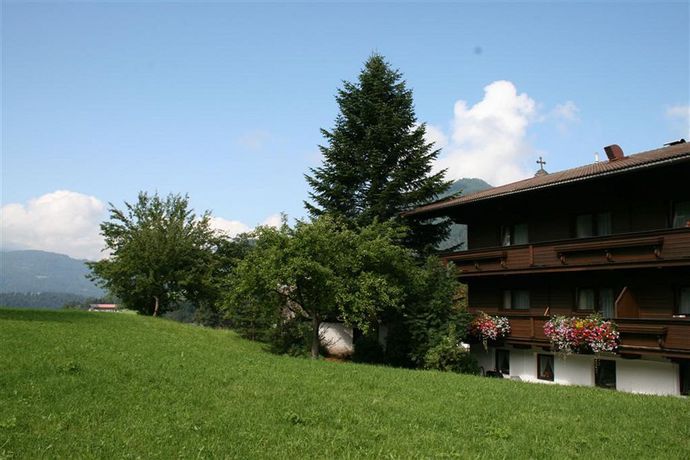 Imagen de los exteriores del Hotel Denggenhof - Bed and Breakfast. Foto 14