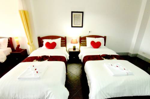 Imagen de la habitación del Hotel Dengs Kamala Resort. Foto 8