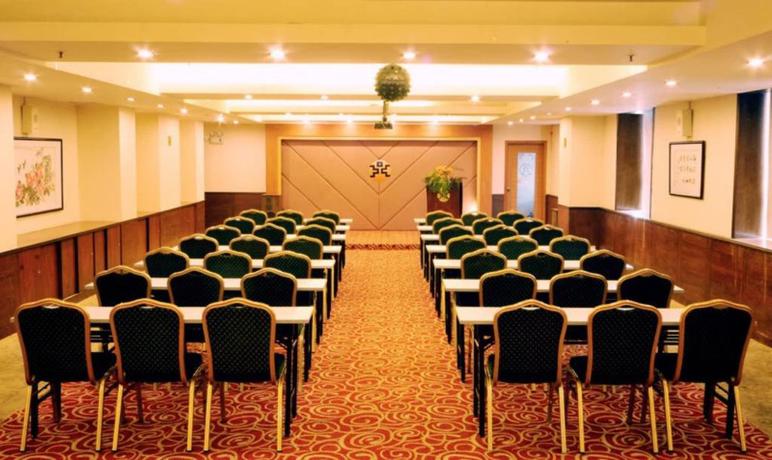 Imagen de los interiores del Hotel Dengxillai Foshan. Foto 15