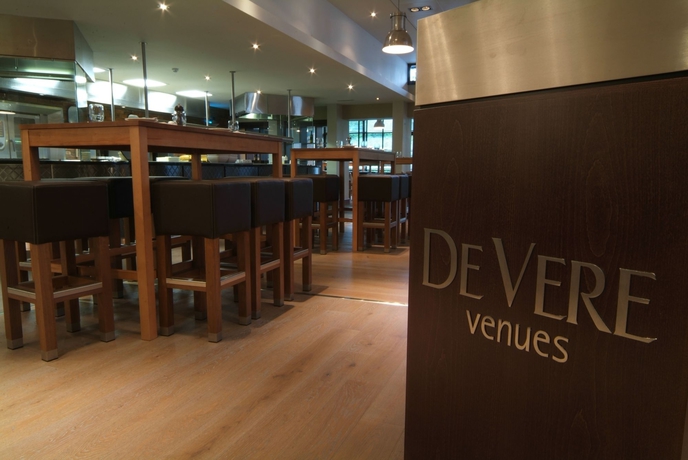 Imagen del bar/restaurante del Hotel Denham Grove. Foto 3