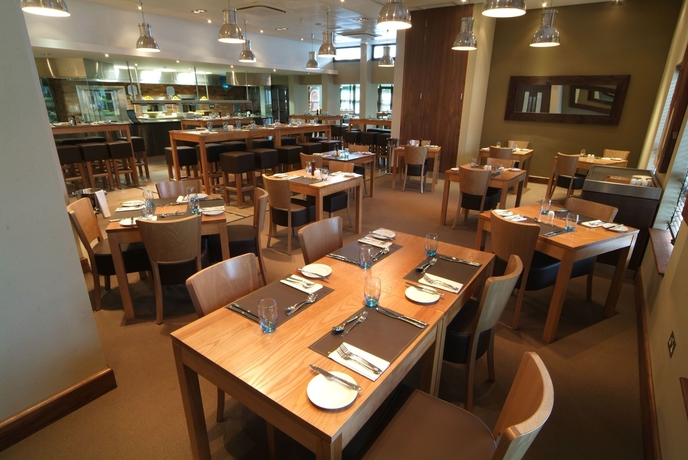 Imagen del bar/restaurante del Hotel Denham Grove. Foto 5