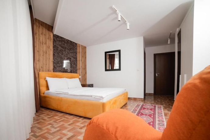 Imagen de la habitación del Hotel Denis. Foto 10