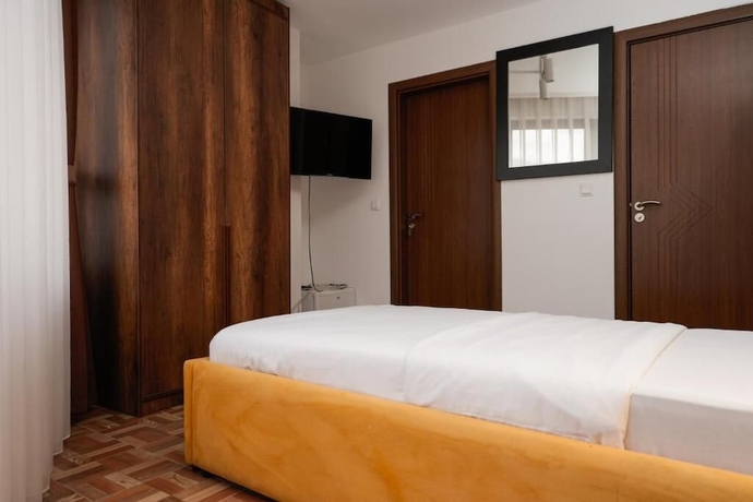 Imagen de la habitación del Hotel Denis. Foto 12