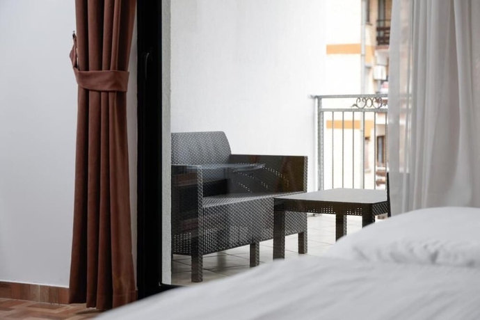 Imagen de la habitación del Hotel Denis. Foto 14