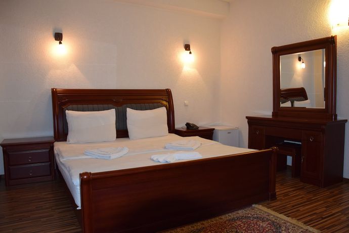 Imagen de la habitación del Hotel Denis and Spa. Foto 10