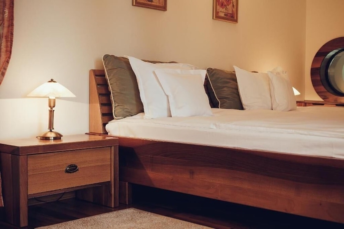 Imagen de la habitación del Hotel Denisa Boutique. Foto 15