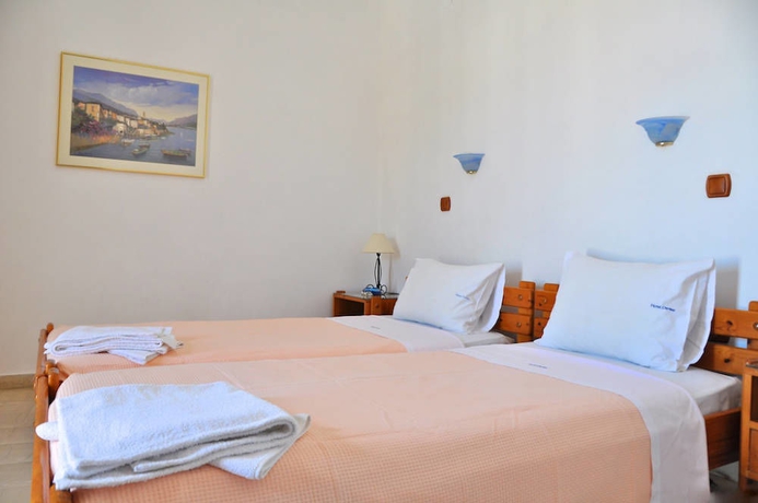 Imagen de la habitación del Hotel Denise, Aloupi. Foto 4