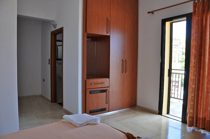 Imagen de los interiores del Hotel Denise, Aloupi. Foto 11