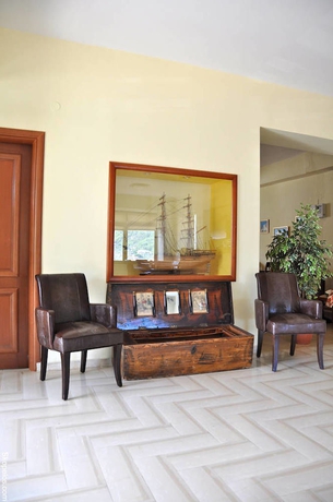 Imagen de los interiores del Hotel Denise, Aloupi. Foto 12