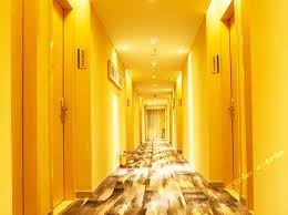 Imagen de los interiores del Hotel Denise, liwan. Foto 5