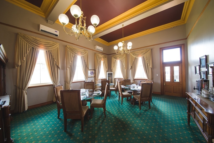 Imagen de los interiores del Hotel Denison Boutique. Foto 15