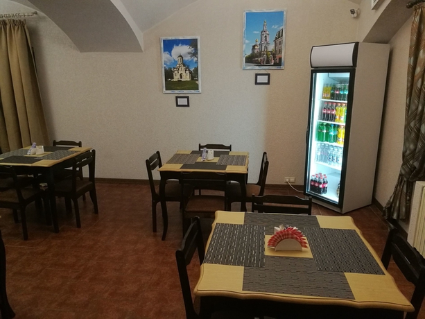 Imagen del bar/restaurante del Hotel Denisovsky Dvorik. Foto 3