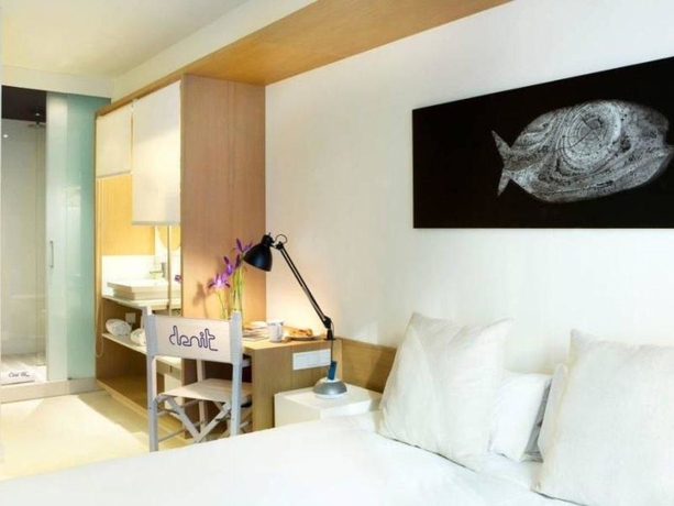 Imagen de la habitación del Hotel Denit Barcelona. Foto 8