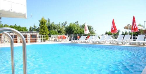 Imagen general del Hotel Denizkumu. Foto 9