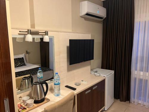 Imagen de la habitación del Hotel Denizkumu. Foto 18