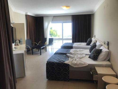 Imagen general del Hotel Denizkumu. Foto 16